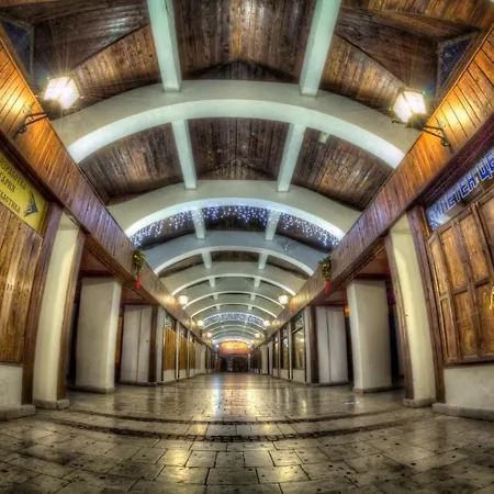 Park Stratesh Хотел 3*