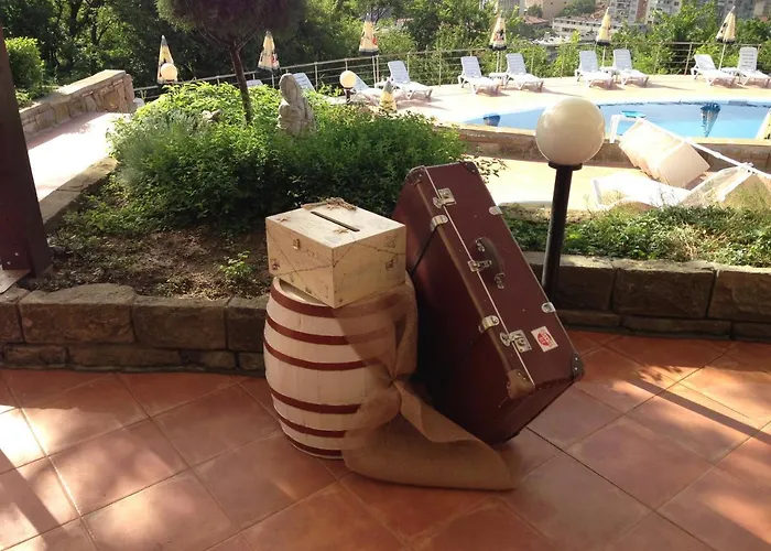 Park Stratesh Хотел Ловеч