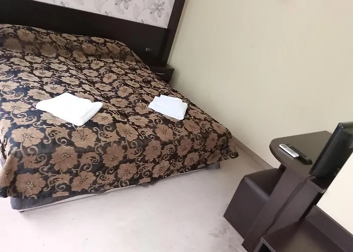 Park Stratesh Хотел